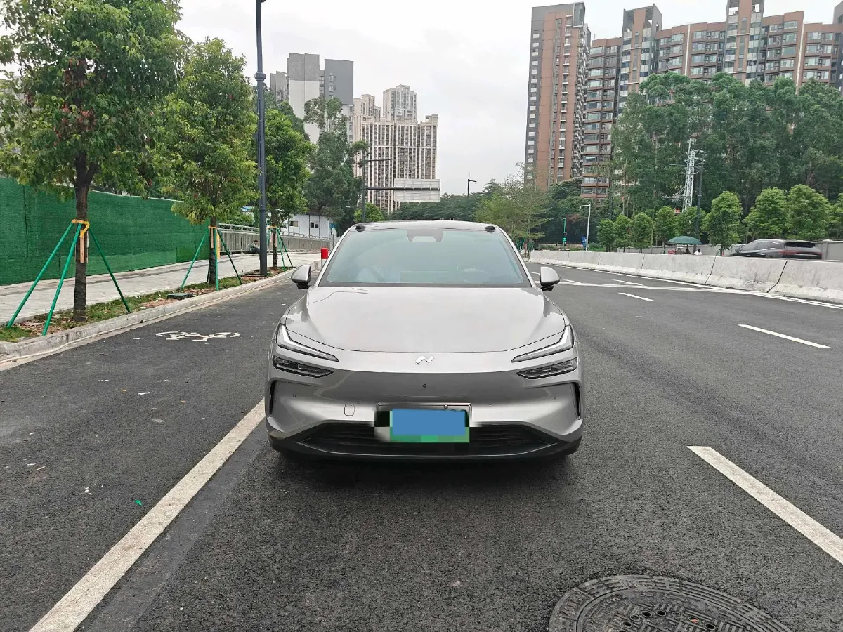 2024 IM L6 BEV 75KWH,autocango,china used car exporter,china ev exporter,chinese used car exporter,chinese used ev exporter