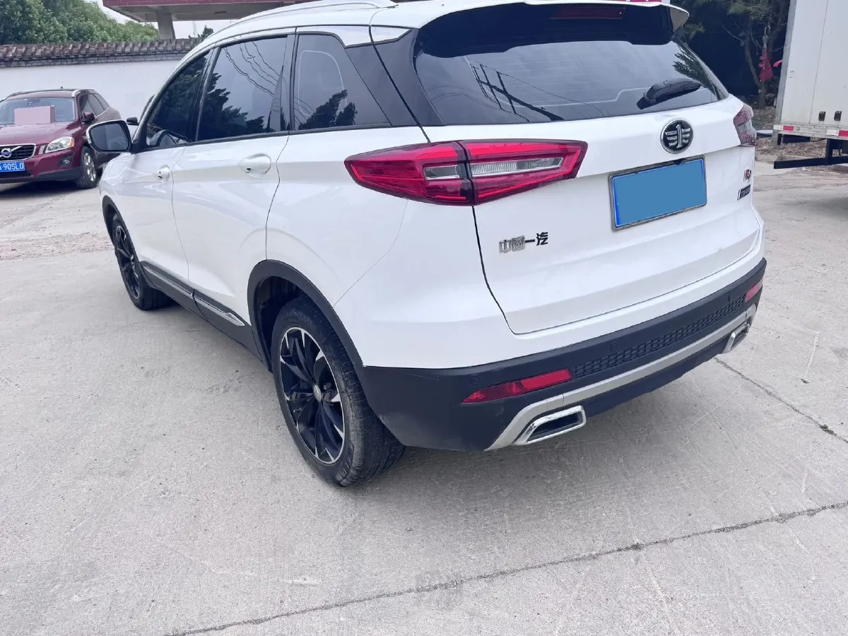 2018 FAW Senia R9 1.2T 143HP L4 7DCT,autocango,china used car exporter,china ev exporter,chinese used car exporter,chinese used ev exporter