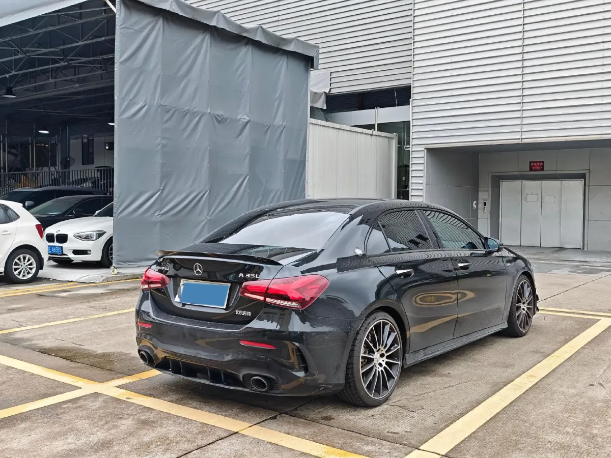 2023 Mercedes-Benz A AMG 2.0T 306HP L4 7DCT,autocango,china used car exporter,china ev exporter,chinese used car exporter,chinese used ev exporter