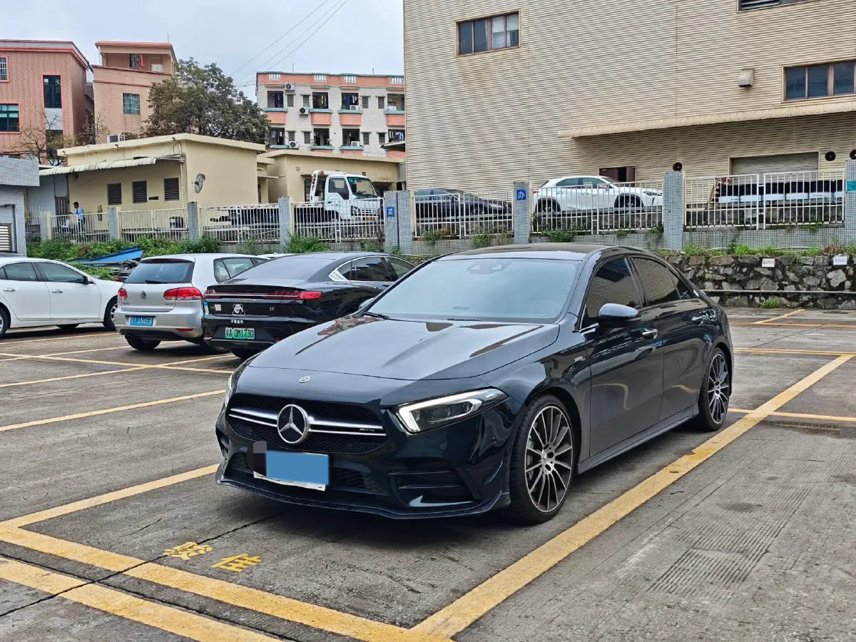 2023 Mercedes-Benz A AMG 2.0T 306HP L4 7DCT,autocango,china used car exporter,china ev exporter,chinese used car exporter,chinese used ev exporter