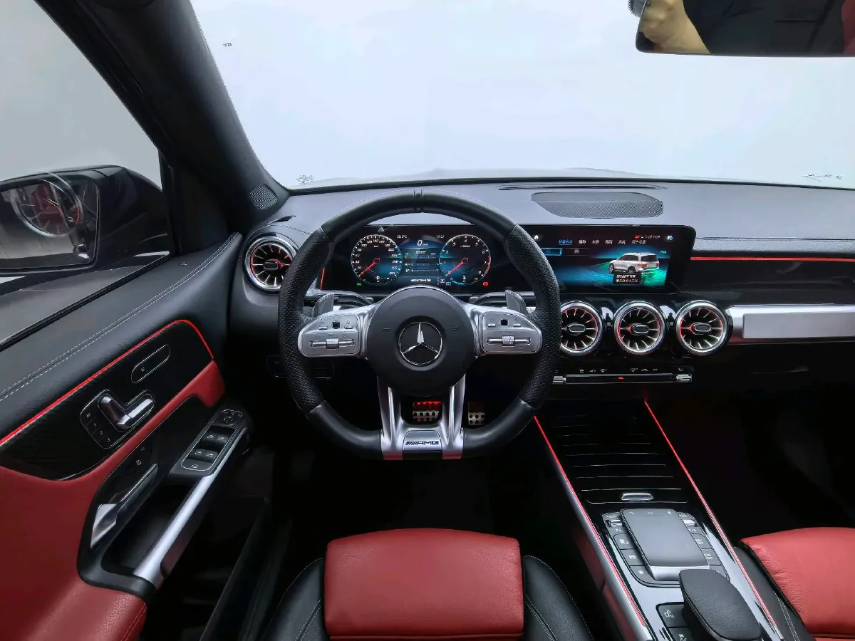2023 Mercedes-Benz GLB AMG 2.0T 306HP L4 8DCT,autocango,china used car exporter,china ev exporter,chinese used car exporter,chinese used ev exporter