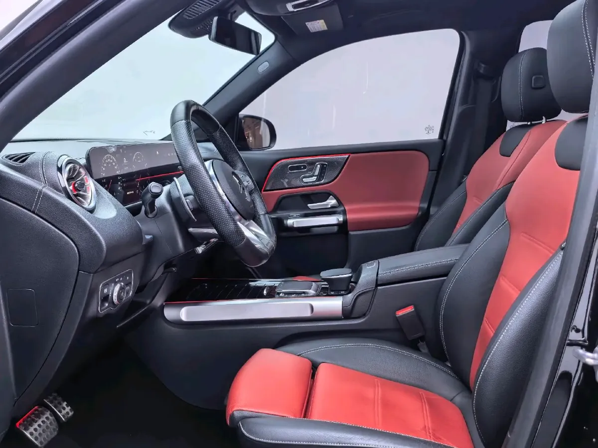 2023 Mercedes-Benz GLB AMG 2.0T 306HP L4 8DCT,autocango,china used car exporter,china ev exporter,chinese used car exporter,chinese used ev exporter