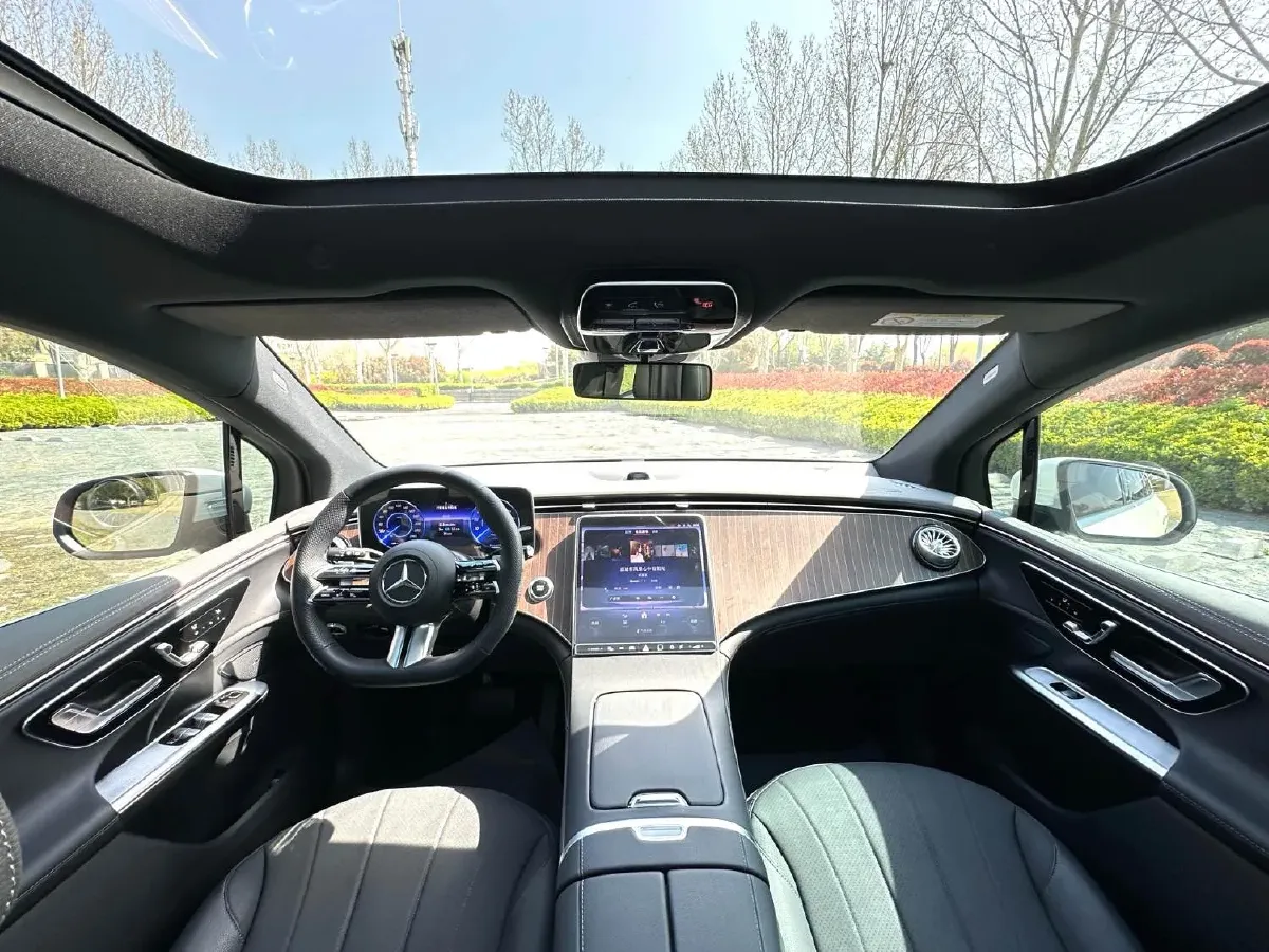 2024 Mercedes-Benz EQE SUV BEV 96.1KWH,autocango,china used car exporter,china ev exporter,chinese used car exporter,chinese used ev exporter