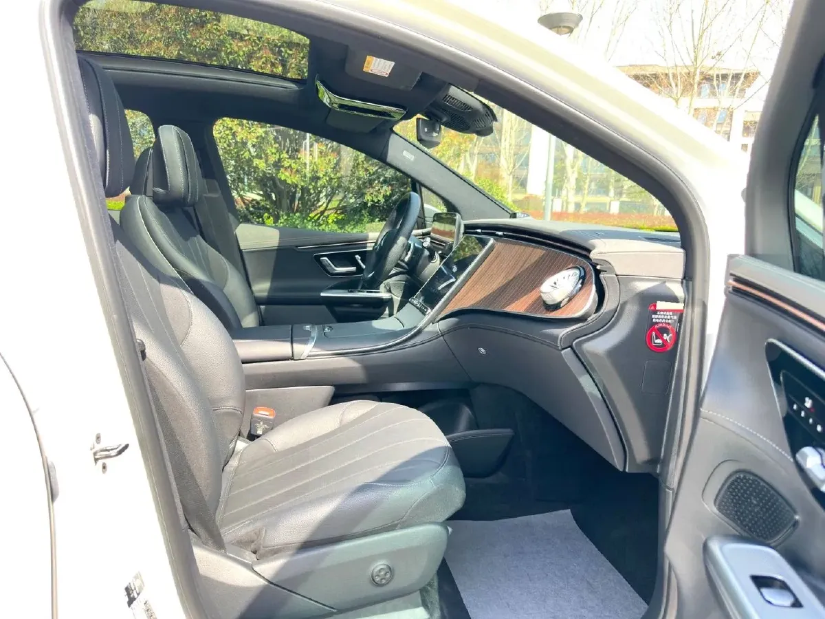 2024 Mercedes-Benz EQE SUV BEV 96.1KWH,autocango,china used car exporter,china ev exporter,chinese used car exporter,chinese used ev exporter