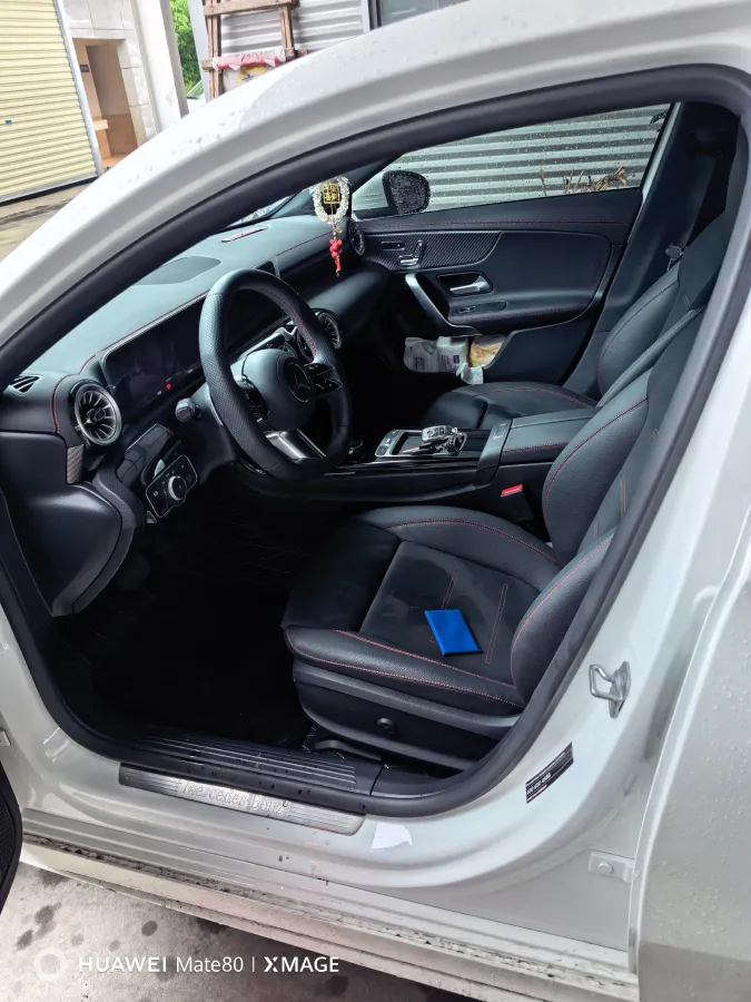2025 Mercedes-Benz A Class 1.3T 163HP L4 7DCT,autocango,china used car exporter,china ev exporter,chinese used car exporter,chinese used ev exporter