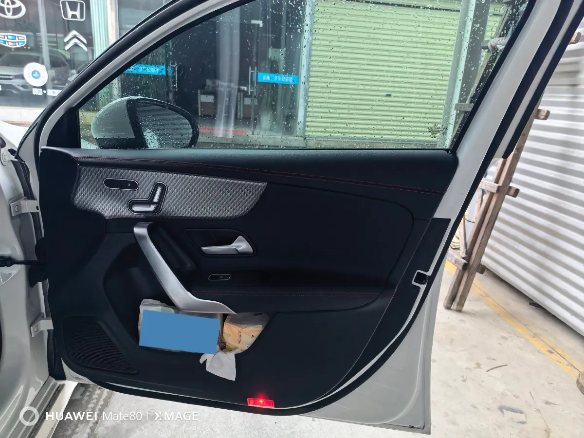 2025 Mercedes-Benz A Class 1.3T 163HP L4 7DCT,autocango,china used car exporter,china ev exporter,chinese used car exporter,chinese used ev exporter