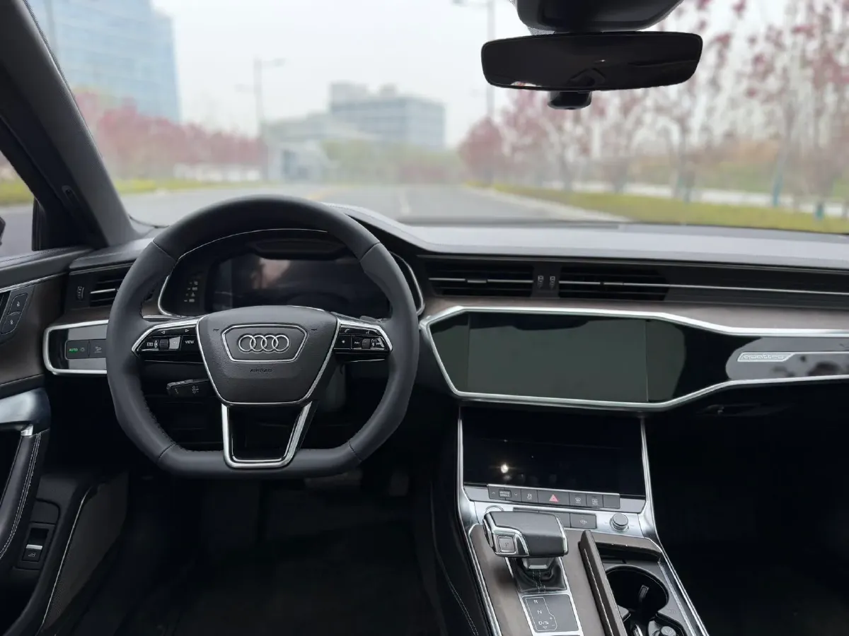2020 Audi A6L 3.0T 340HP V6 7DCT,autocango,china used car exporter,china ev exporter,chinese used car exporter,chinese used ev exporter
