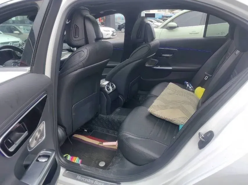 2022 Mercedes-Benz C Class 1.5T 204HP L4 9AT,autocango,china used car exporter,china ev exporter,chinese used car exporter,chinese used ev exporter