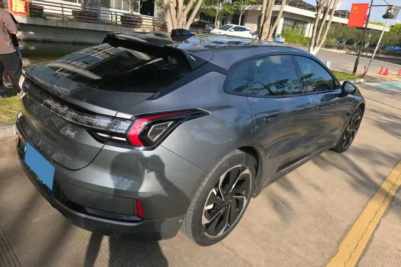 2023 Zeekr 001 BEV 100KWH,autocango,china used car exporter,china ev exporter,chinese used car exporter,chinese used ev exporter
