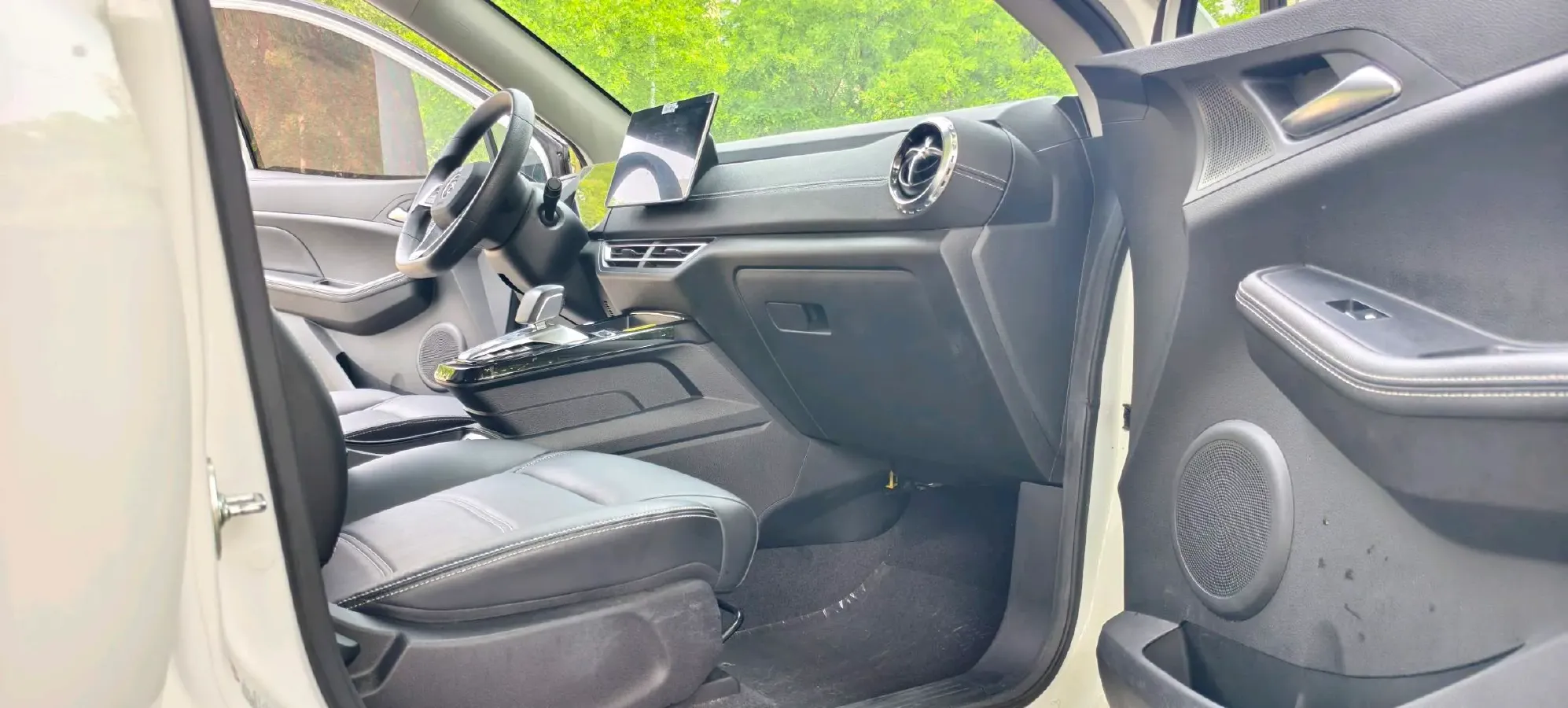 2019 BYD Yuan BEV 53.22KWH,autocango,china used car exporter,china ev exporter,chinese used car exporter,chinese used ev exporter