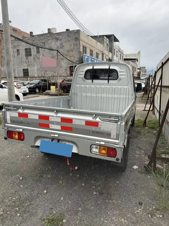 2023 WuLing RongGuang New Truck 1.5L 102HP L4 5MT,autocango,china used car exporter,china ev exporter,chinese used car exporter,chinese used ev exporter