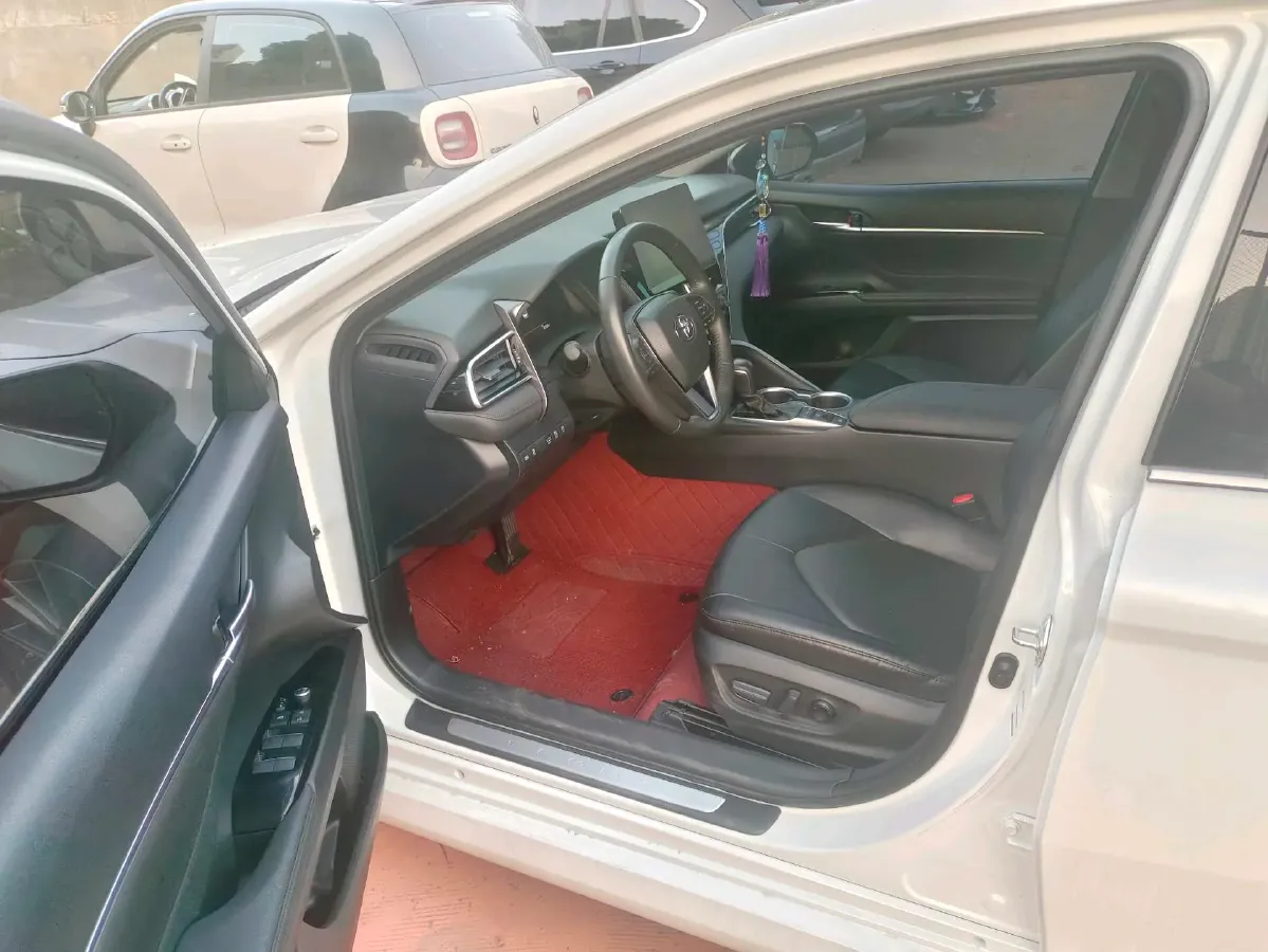 2021 Toyota Camry 2.5L 209HP L4 8AT,autocango,china used car exporter,china ev exporter,chinese used car exporter,chinese used ev exporter