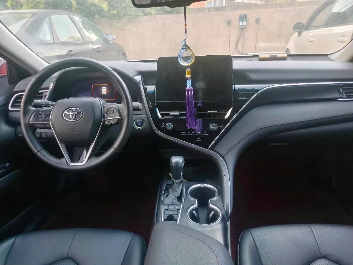 2021 Toyota Camry 2.5L 209HP L4 8AT,autocango,china used car exporter,china ev exporter,chinese used car exporter,chinese used ev exporter