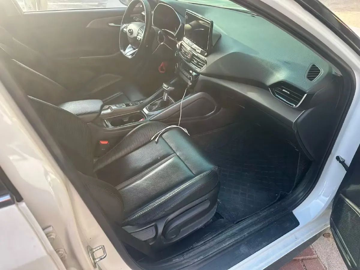 2019 Hyundai La Festa 1.6T 204HP L4 7DCT,autocango,china used car exporter,china ev exporter,chinese used car exporter,chinese used ev exporter