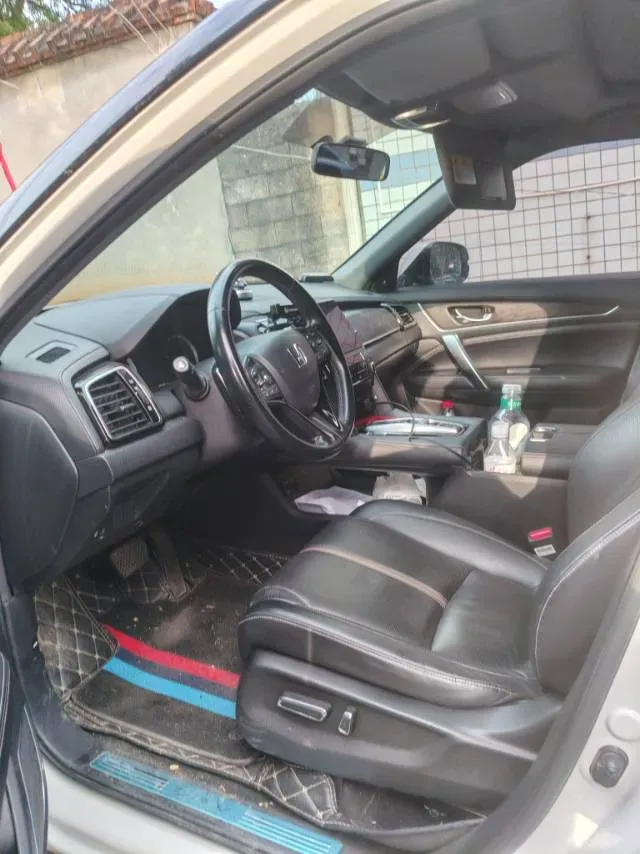 2020 Honda UR-V 2.0T 272HP L4 9AT,autocango,china used car exporter,china ev exporter,chinese used car exporter,chinese used ev exporter