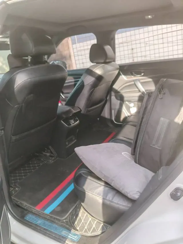 2020 Honda UR-V 2.0T 272HP L4 9AT,autocango,china used car exporter,china ev exporter,chinese used car exporter,chinese used ev exporter