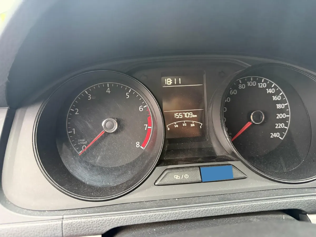 2017 Volkswagen Lavida 1.6L 110HP L4 6AT,autocango,china used car exporter,china ev exporter,chinese used car exporter,chinese used ev exporter