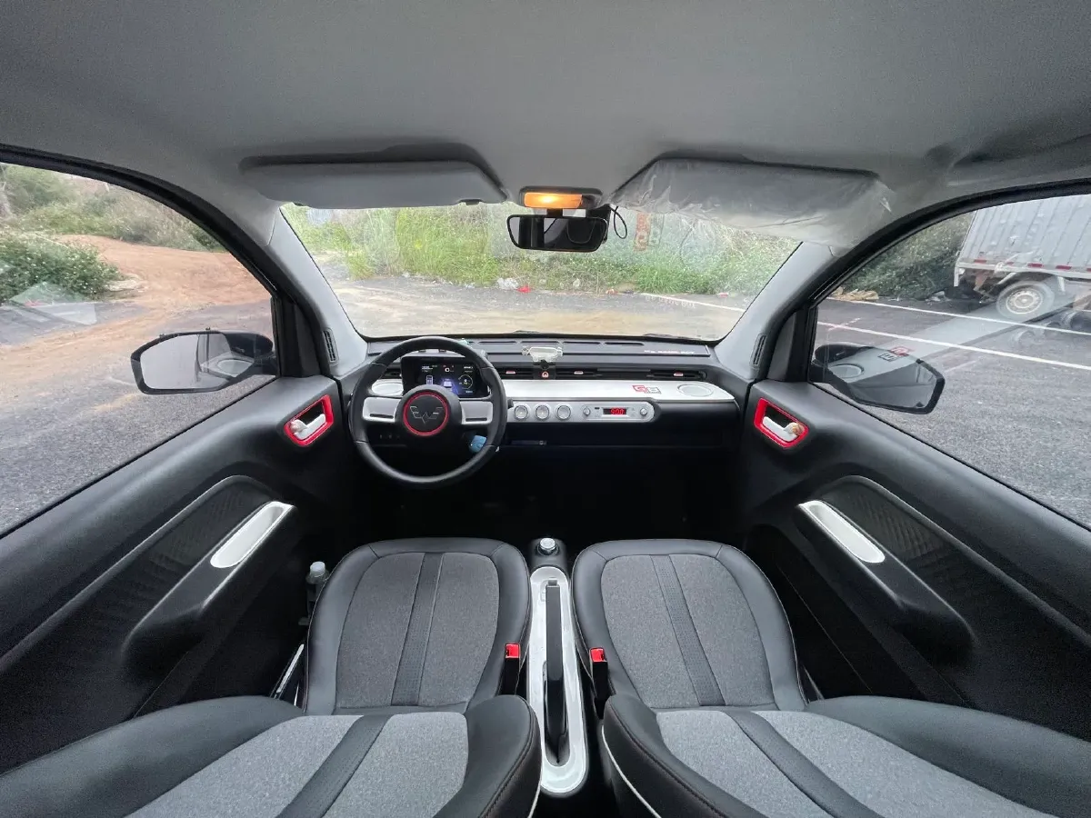 2022 WuLing HongGuang MINI EV BEV 17.3KWH,autocango,china used car exporter,china ev exporter,chinese used car exporter,chinese used ev exporter