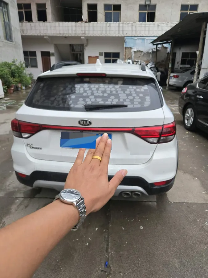 2017 Kia KX Cross 1.4L 100HP L4 6AT,autocango,china used car exporter,china ev exporter,chinese used car exporter,chinese used ev exporter