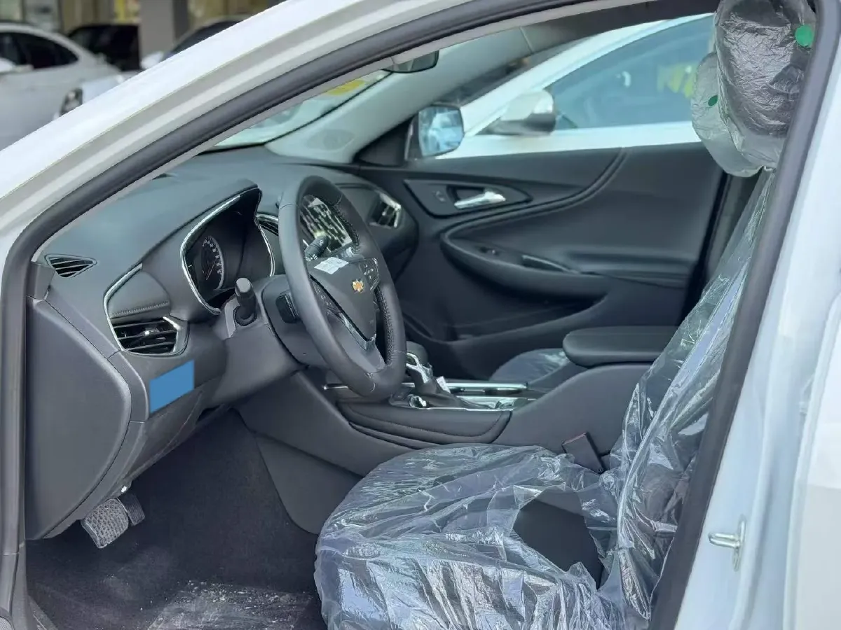 2026 Geely Preface 1.5T 181HP L4 7DCT,autocango,china used car exporter,china ev exporter,chinese used car exporter,chinese used ev exporter