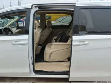 2022 Buick GL8 2.0T 237HP L4 9AT,autocango,china used car exporter,china ev exporter,chinese used car exporter,chinese used ev exporter