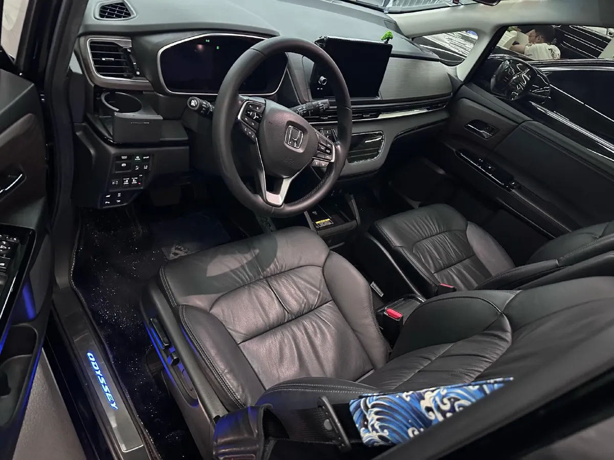 2022 Honda Odyssey 2.0L 146HP L4 E-CVT Hybrid,autocango,china used car exporter,china ev exporter,chinese used car exporter,chinese used ev exporter