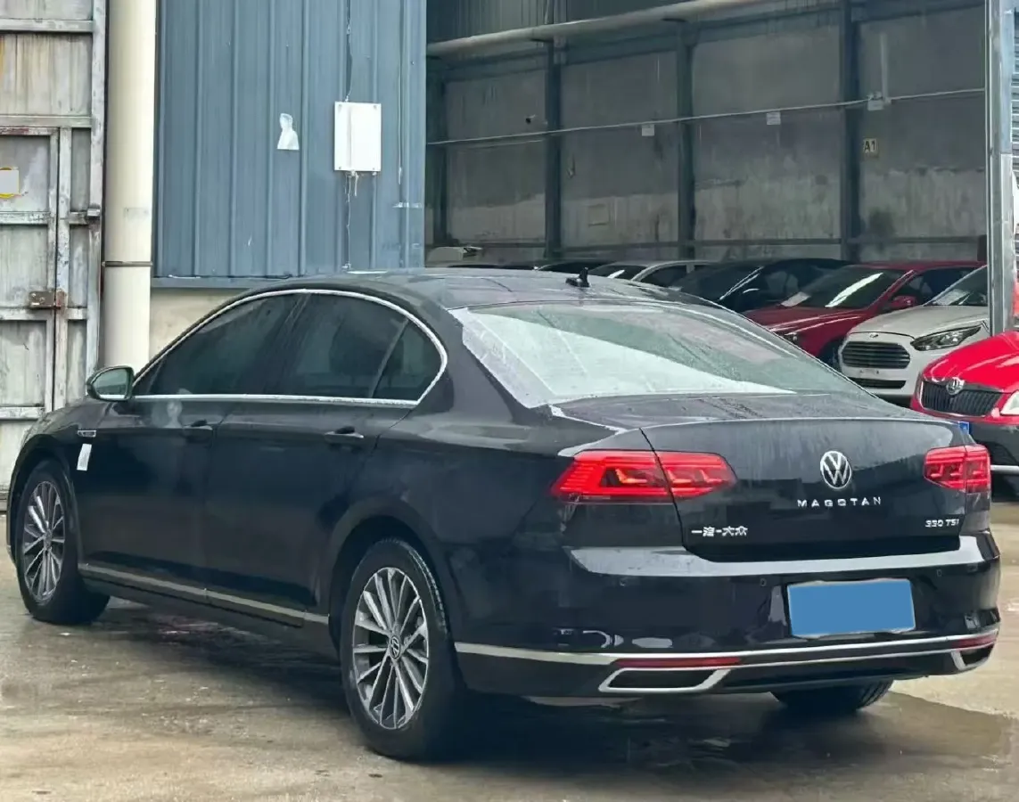 2020 Volkswagen Magotan 2.0T 186HP L4 7DCT,autocango,china used car exporter,china ev exporter,chinese used car exporter,chinese used ev exporter