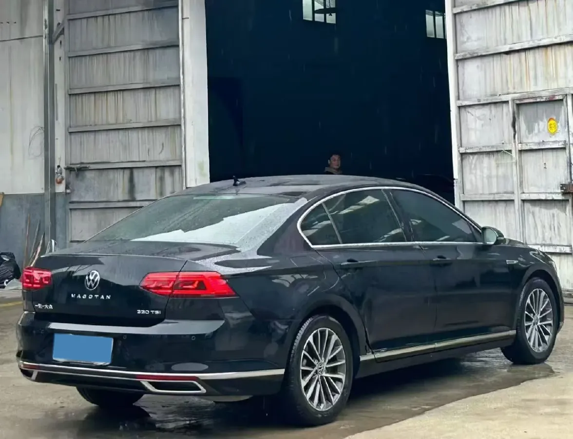 2020 Volkswagen Magotan 2.0T 186HP L4 7DCT,autocango,china used car exporter,china ev exporter,chinese used car exporter,chinese used ev exporter