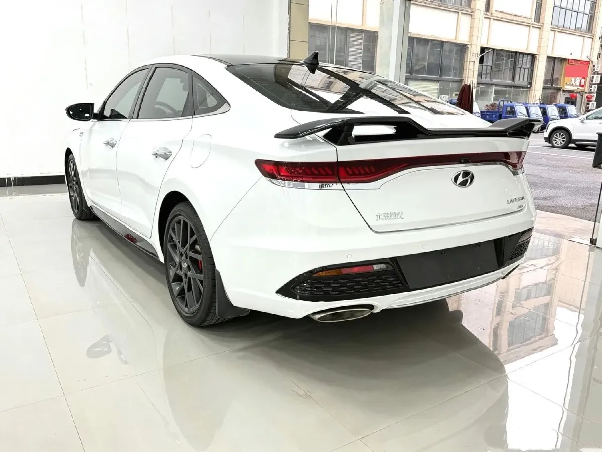 2021 Hyundai La Festa 1.6T 204HP L4 7DCT,autocango,china used car exporter,china ev exporter,chinese used car exporter,chinese used ev exporter