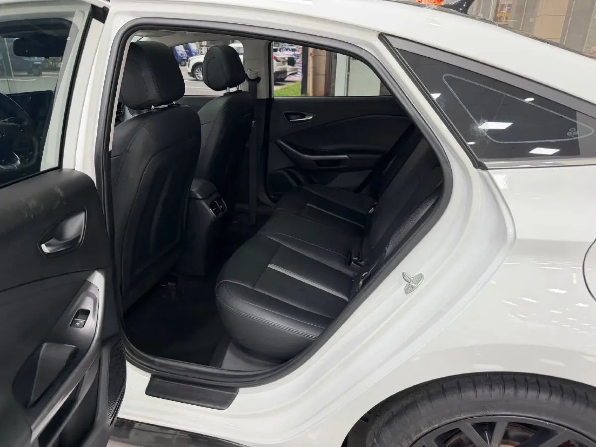 2021 Hyundai La Festa 1.6T 204HP L4 7DCT,autocango,china used car exporter,china ev exporter,chinese used car exporter,chinese used ev exporter