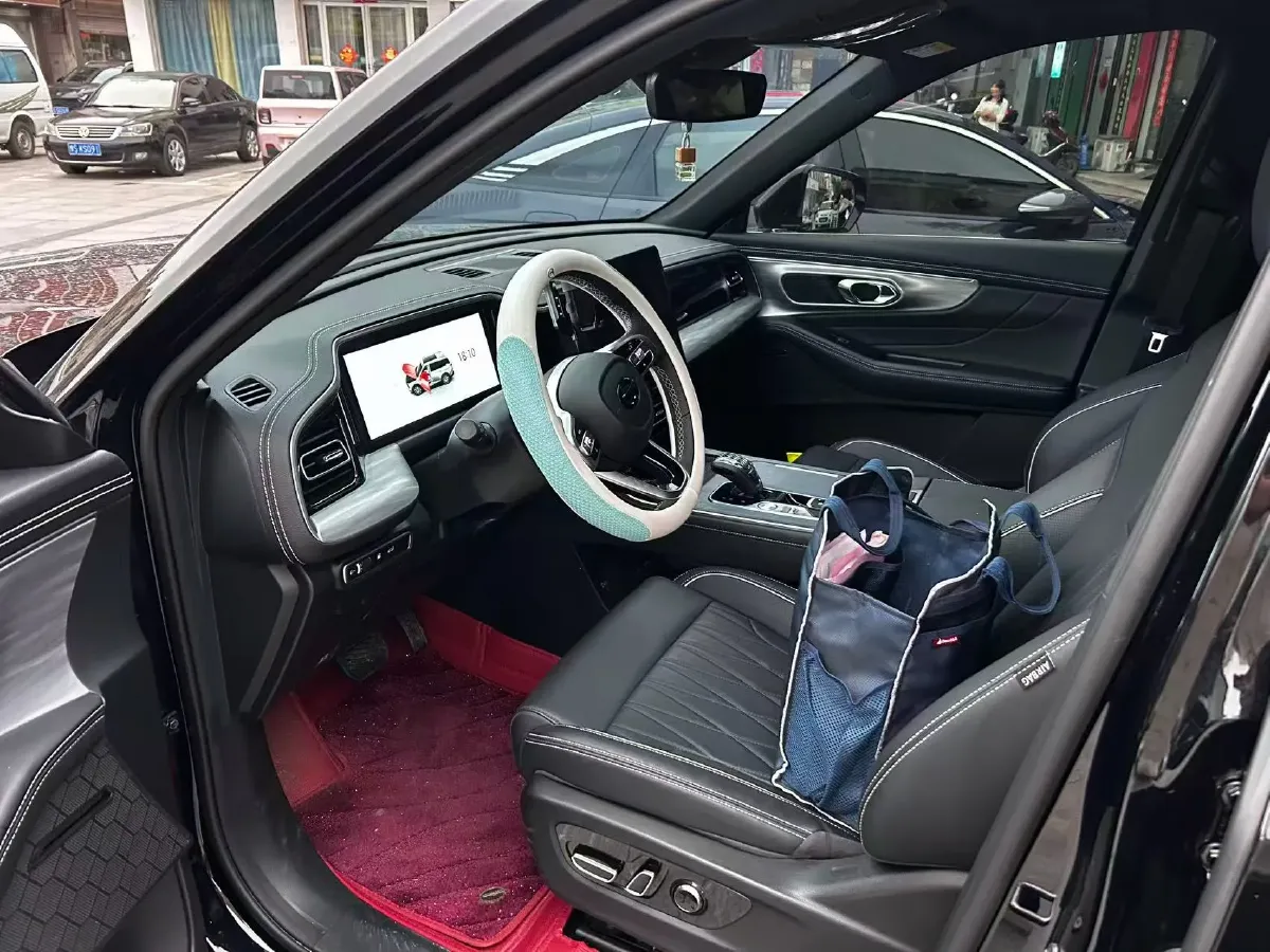 2025 GAC Trumpchi GS8 2.0T 252HP L4 8AT,autocango,china used car exporter,china ev exporter,chinese used car exporter,chinese used ev exporter