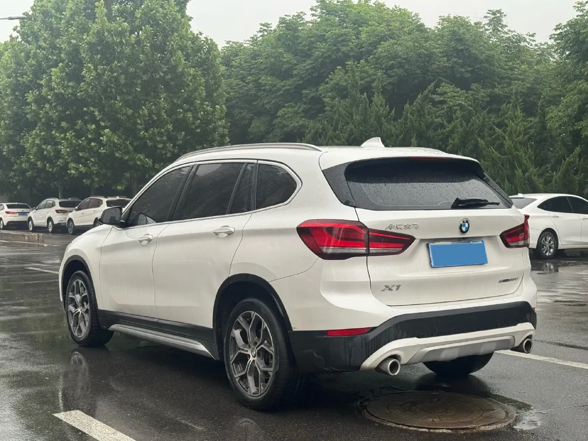 2022 BMW X1 1.5T 140HP L3 7DCT,autocango,china used car exporter,china ev exporter,chinese used car exporter,chinese used ev exporter