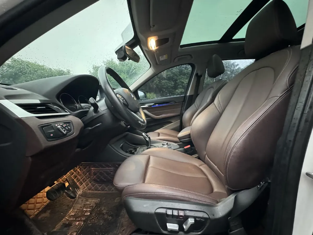 2022 BMW X1 1.5T 140HP L3 7DCT,autocango,china used car exporter,china ev exporter,chinese used car exporter,chinese used ev exporter