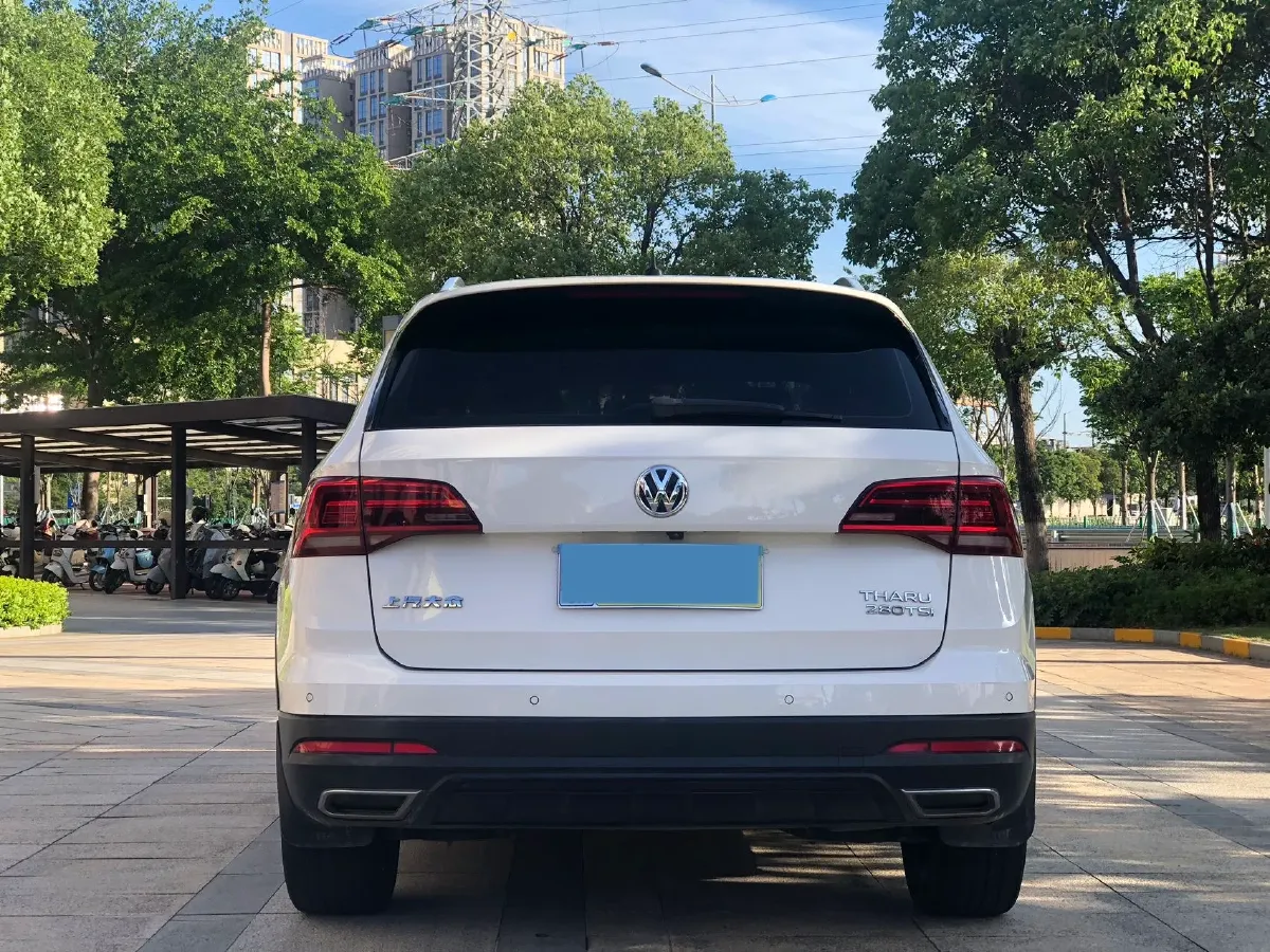 2019 MINI MINI 1.5T 102HP L3 7DCT,autocango,china used car exporter,china ev exporter,chinese used car exporter,chinese used ev exporter