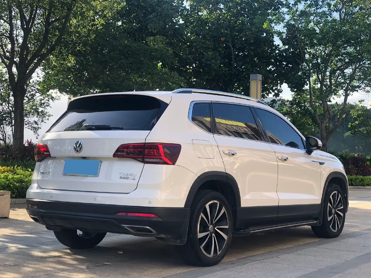 2019 MINI MINI 1.5T 102HP L3 7DCT,autocango,china used car exporter,china ev exporter,chinese used car exporter,chinese used ev exporter