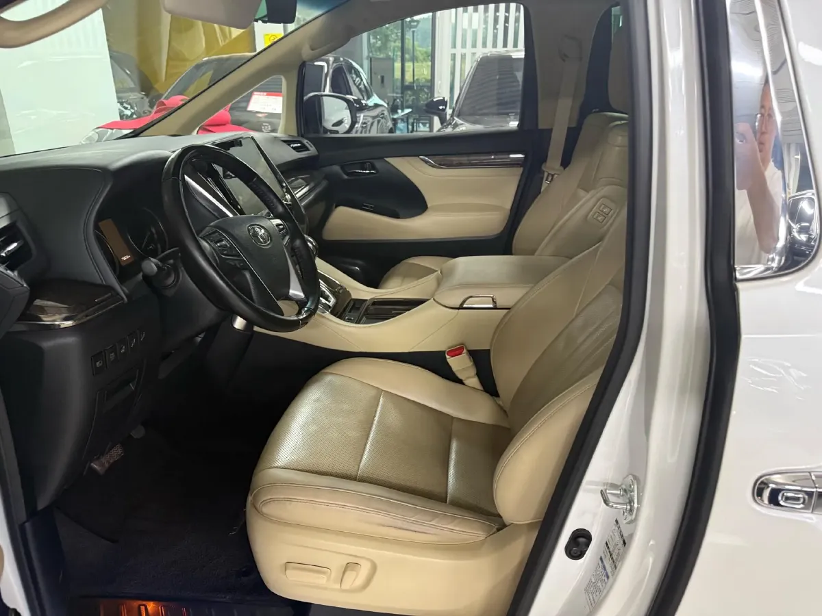 2020 Toyota Alphard 2.5L 117HP L4 E-CVT Hybrid,autocango,china used car exporter,china ev exporter,chinese used car exporter,chinese used ev exporter