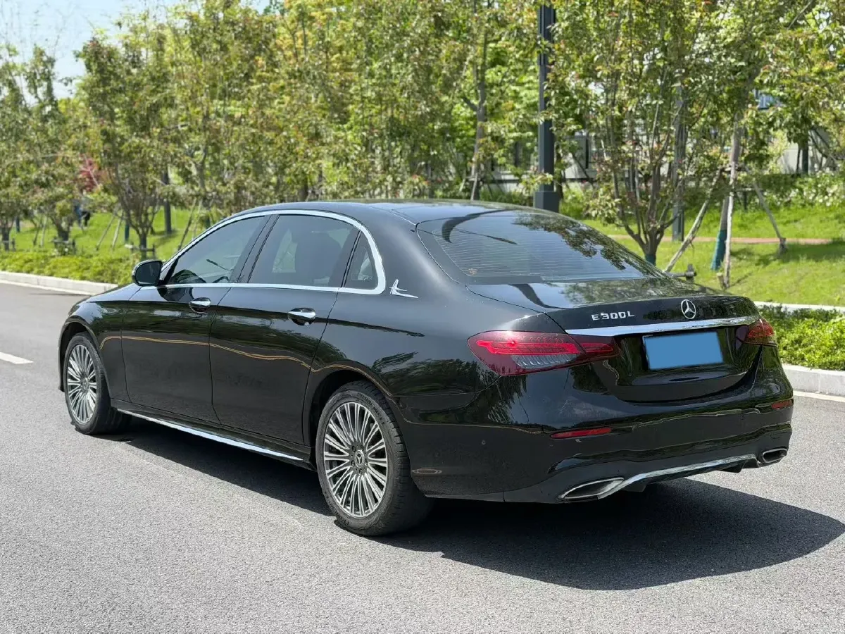 2021 Mercedes-Benz E Class 2.0T 258HP L4 9AT,autocango,china used car exporter,china ev exporter,chinese used car exporter,chinese used ev exporter