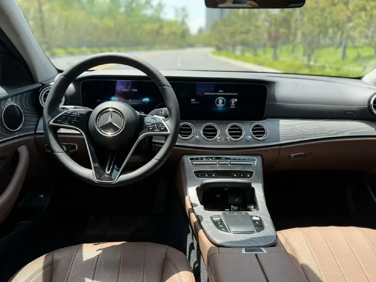 2021 Mercedes-Benz E Class 2.0T 258HP L4 9AT,autocango,china used car exporter,china ev exporter,chinese used car exporter,chinese used ev exporter