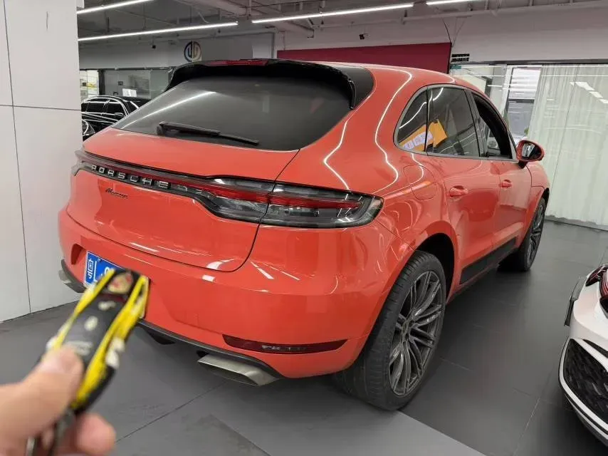 2018 Porsche Macan 2.0T 252HP L4 7DCT,autocango,china used car exporter,china ev exporter,chinese used car exporter,chinese used ev exporter