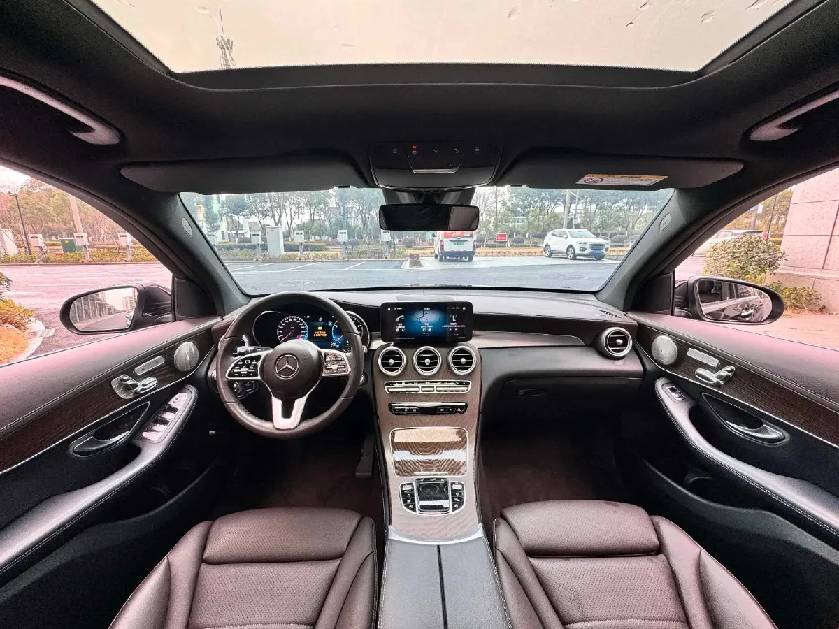 2020 Mercedes-Benz GLC Class 2.0T 258HP L4 9AT,autocango,china used car exporter,china ev exporter,chinese used car exporter,chinese used ev exporter