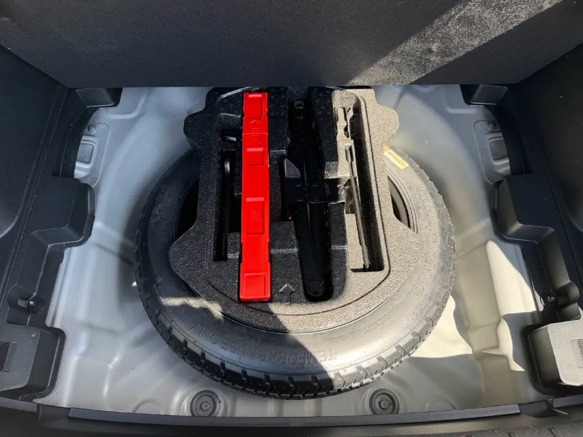 2021 Geely Coolray 1.4T 141HP L4 6DCT,autocango,china used car exporter,china ev exporter,chinese used car exporter,chinese used ev exporter