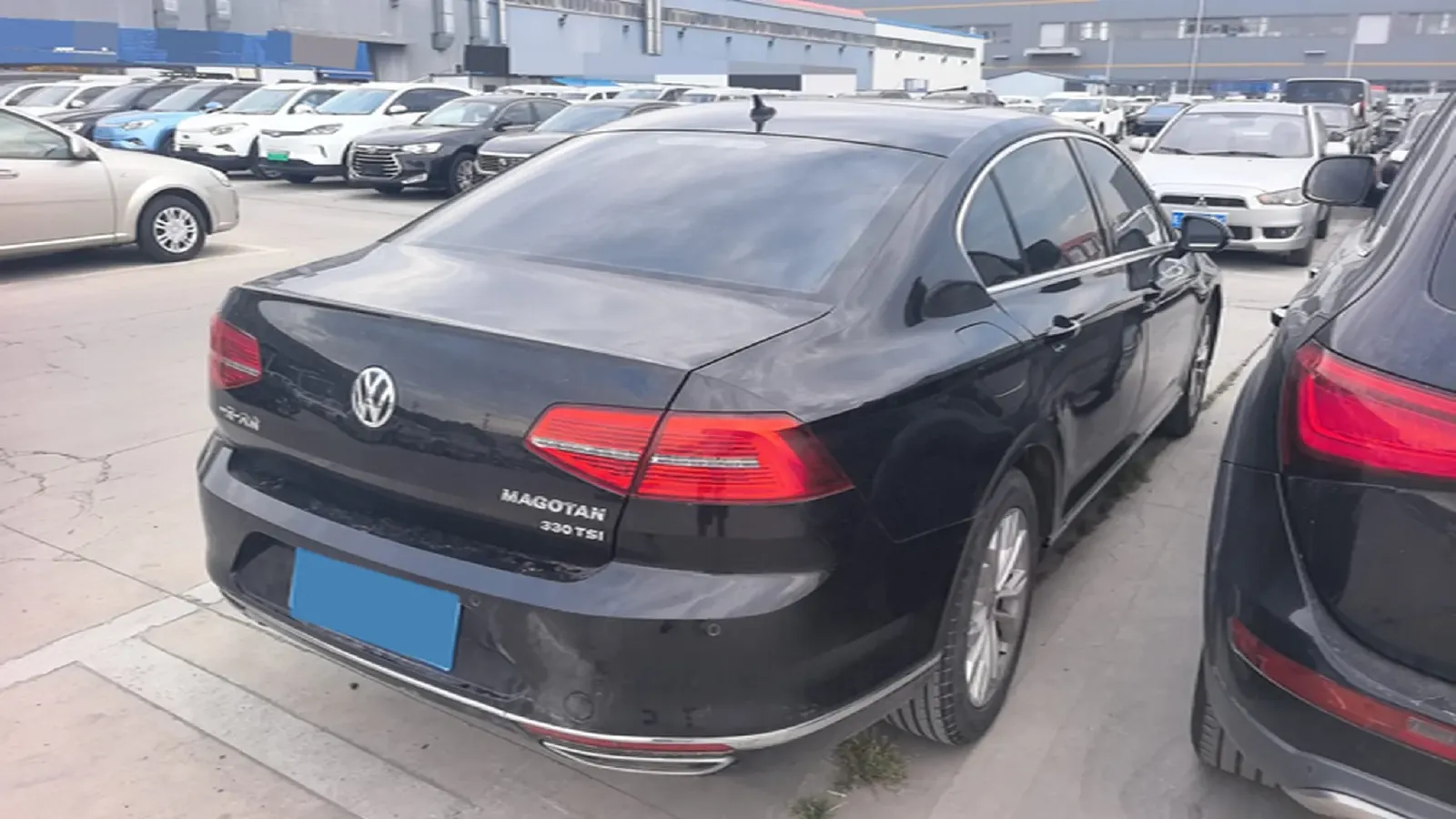 2019 Volkswagen Magotan 2.0T 186HP L4 7DCT,autocango,china used car exporter,china ev exporter,chinese used car exporter,chinese used ev exporter