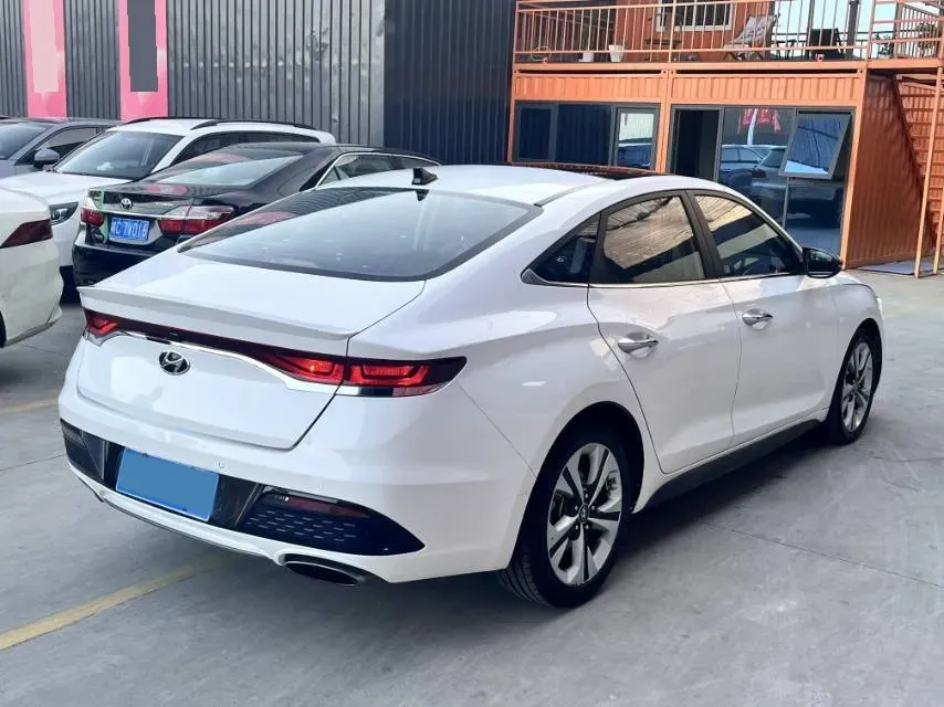 2019 Hyundai La Festa 1.6T 190HP L4 7DCT,autocango,china used car exporter,china ev exporter,chinese used car exporter,chinese used ev exporter
