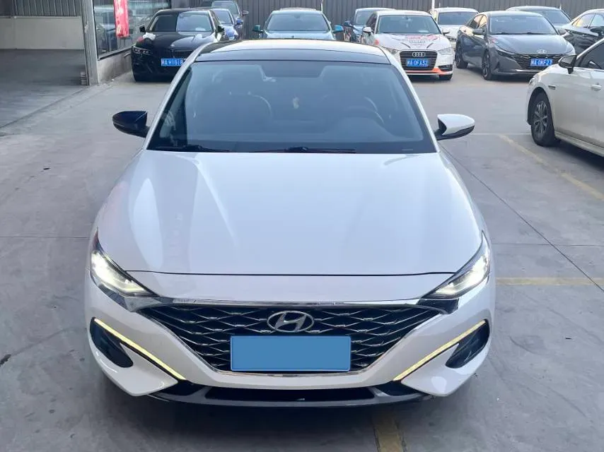 2019 Hyundai La Festa 1.6T 190HP L4 7DCT,autocango,china used car exporter,china ev exporter,chinese used car exporter,chinese used ev exporter