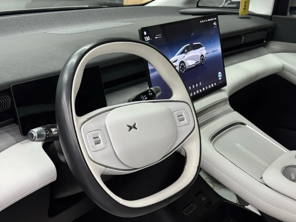 2024 Xpeng X9 BEV 101.5KWH,autocango,china used car exporter,china ev exporter,chinese used car exporter,chinese used ev exporter