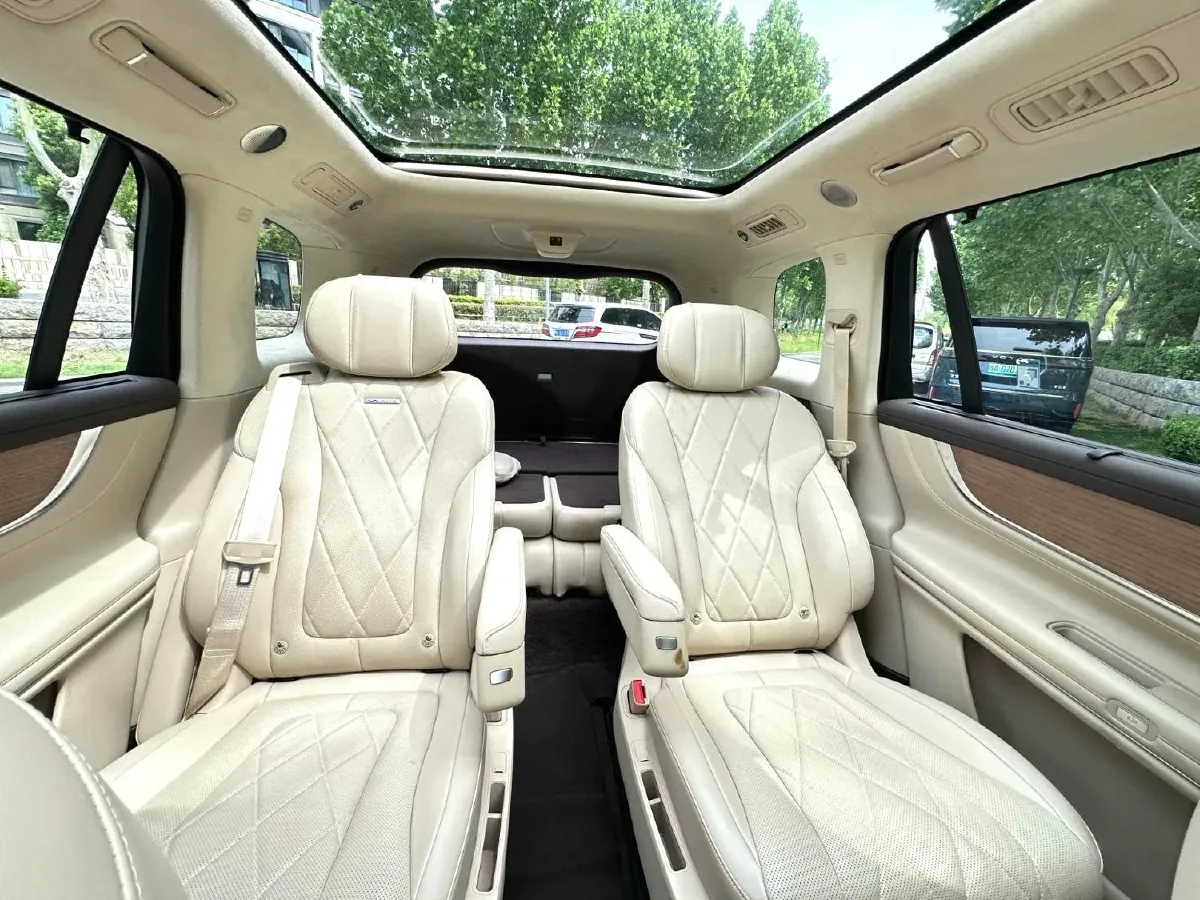 2024 AITO AITO M9 1.5T 152HP L4 REEV 42KWH,autocango,china used car exporter,china ev exporter,chinese used car exporter,chinese used ev exporter