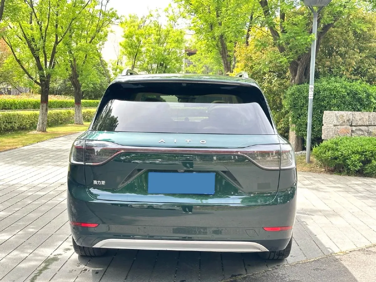 2024 AITO AITO M9 1.5T 152HP L4 REEV 42KWH,autocango,china used car exporter,china ev exporter,chinese used car exporter,chinese used ev exporter