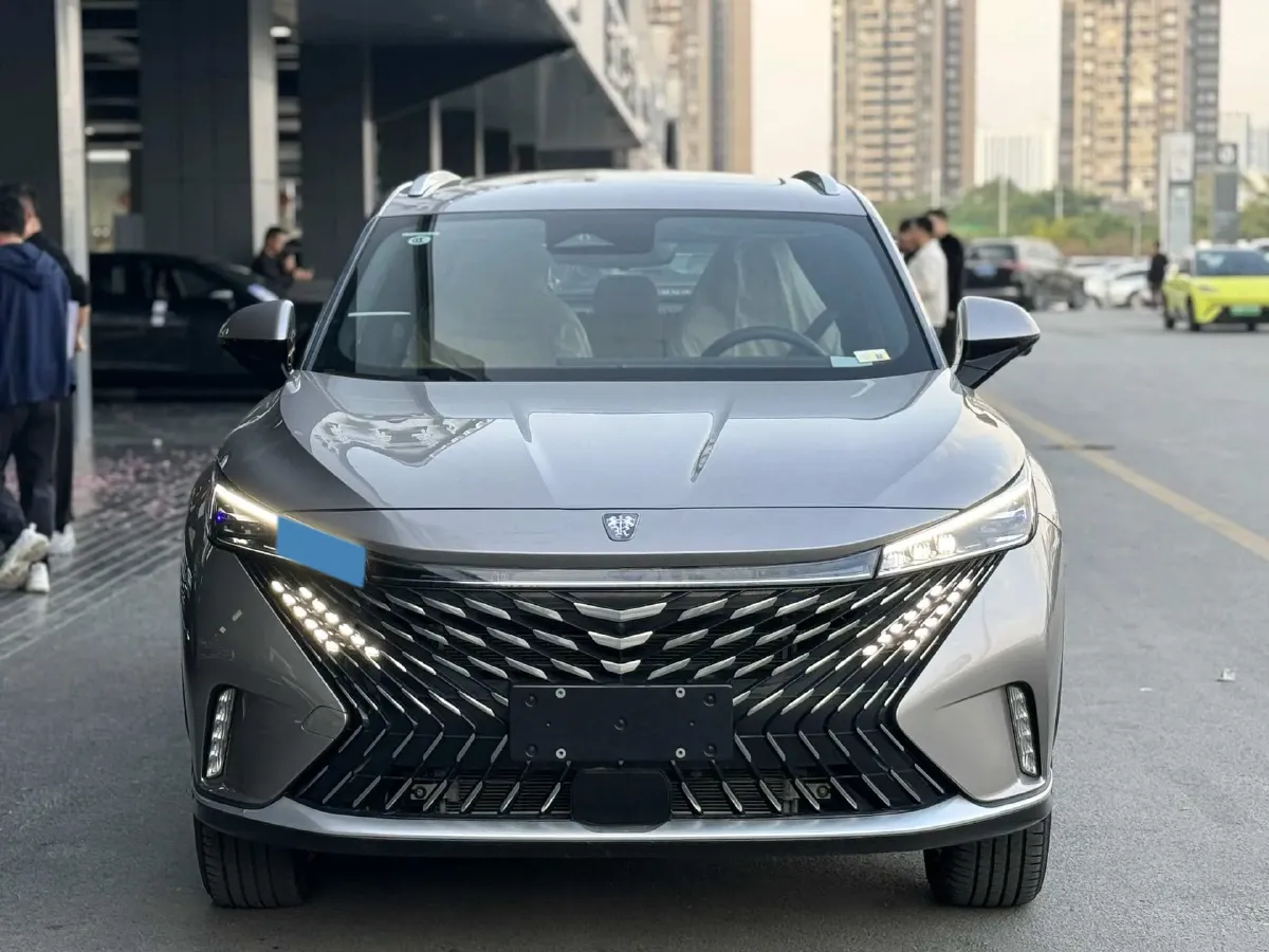 2023 Roewe RX5 1.5T 188HP L4 AMT PHEV 12.3KWH,autocango,china used car exporter,china ev exporter,chinese used car exporter,chinese used ev exporter