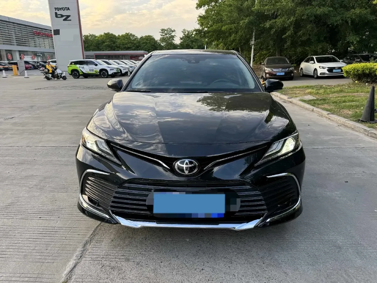 2021 Toyota Camry 2.5L 209HP L4 8AT,autocango,china used car exporter,china ev exporter,chinese used car exporter,chinese used ev exporter