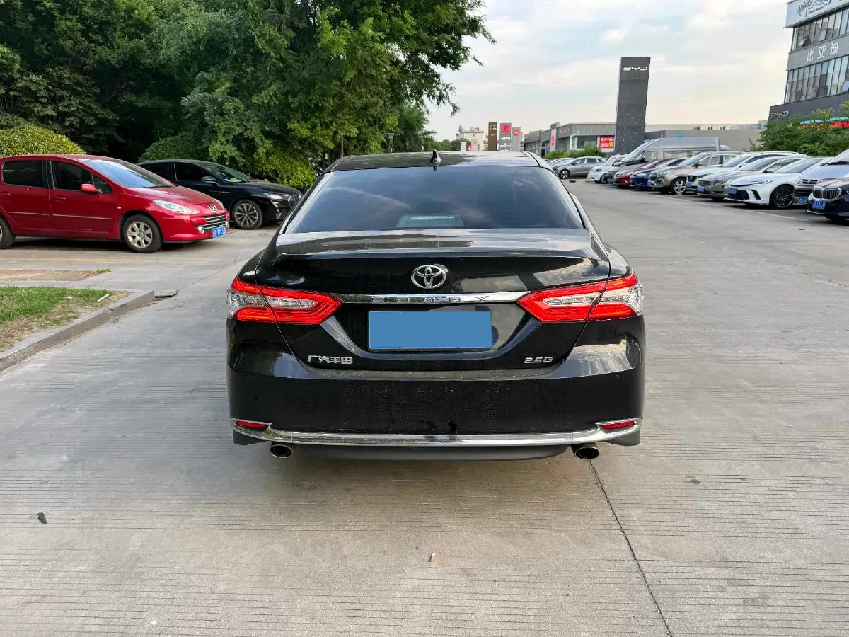 2021 Toyota Camry 2.5L 209HP L4 8AT,autocango,china used car exporter,china ev exporter,chinese used car exporter,chinese used ev exporter